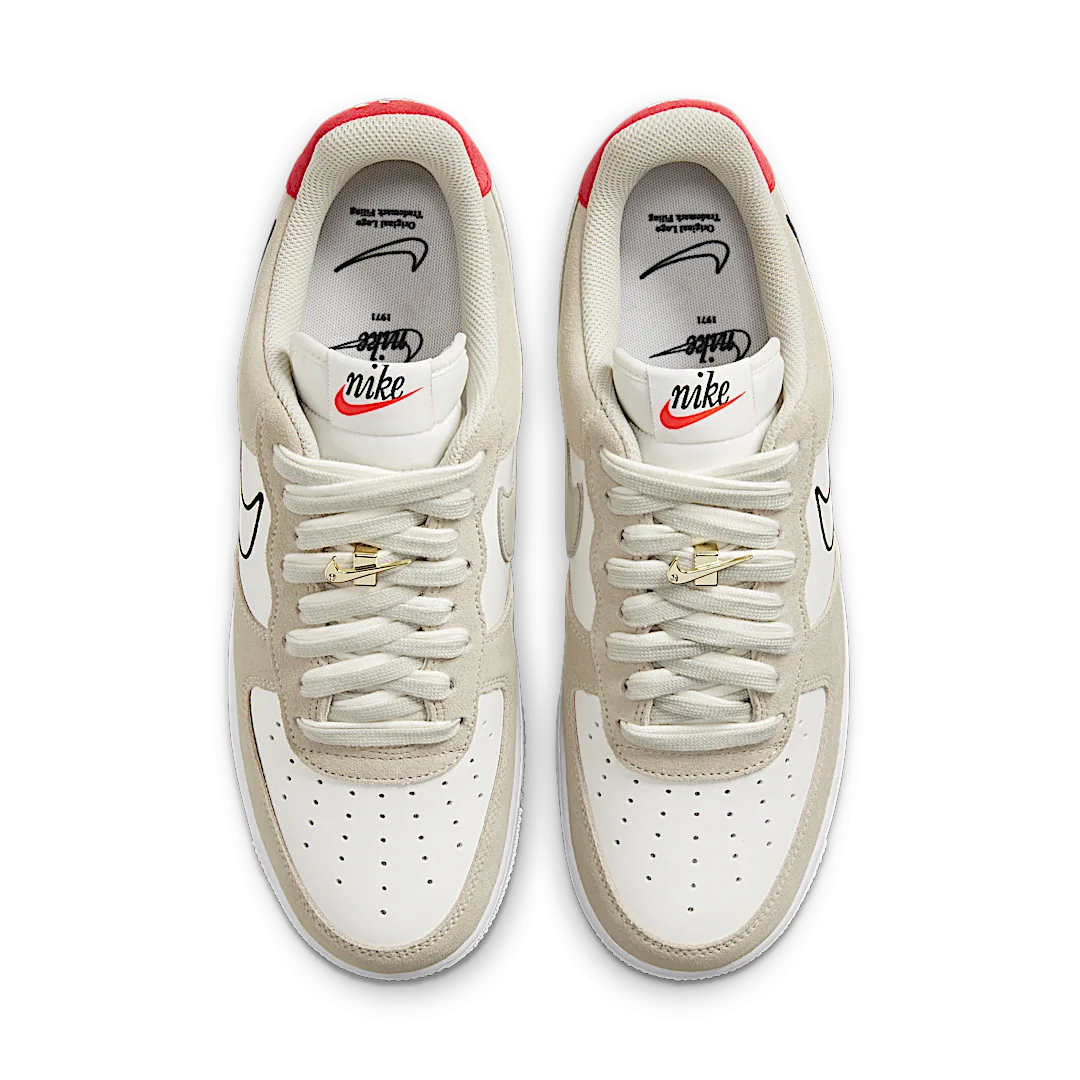 Overkicks - Nike Air Force 1 Low First Use Light Sail Red (DB3597-100) - par completo