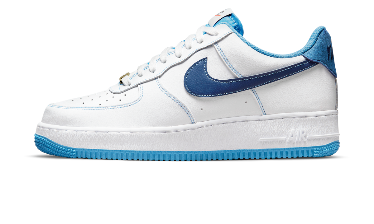 Overkicks - Nike Air Force 1 Low First Use White University Blue (DA8478-100) - vista lateral