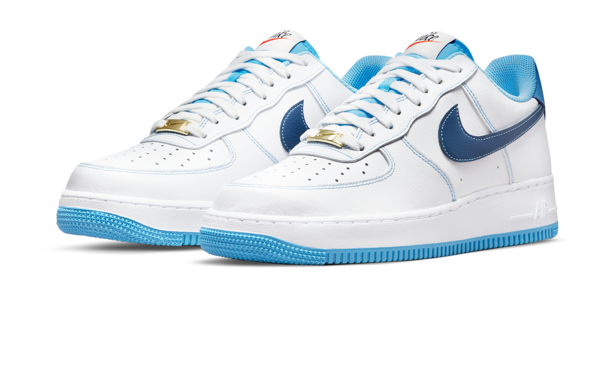 Overkicks - Nike Air Force 1 Low First Use White University Blue (DA8478-100) - vista trasera