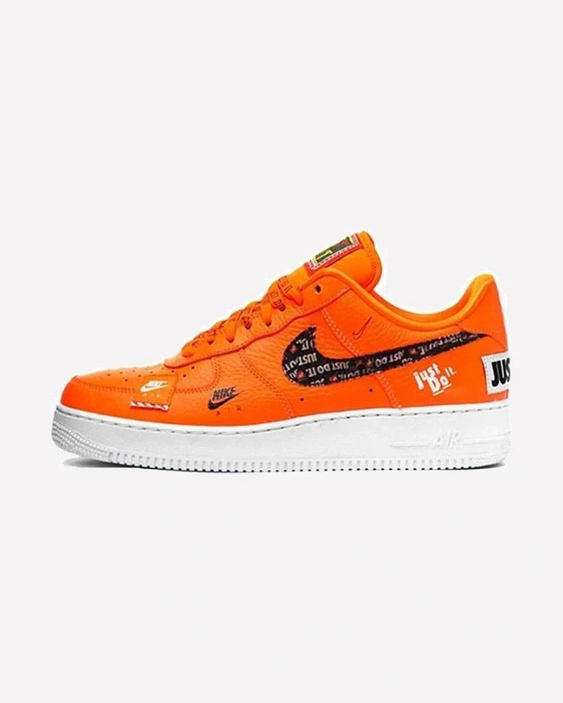Overkicks - Nike Air Force 1 Low Just Do It Pack Total Orange (AR7719-800) - vista lateral