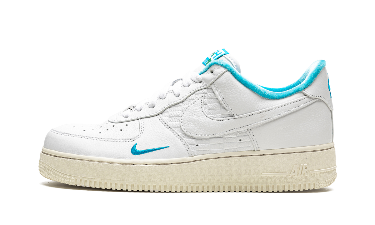 Overkicks - Nike Air Force 1 Low Kith Hawaii (DC9555-100) - vista lateral