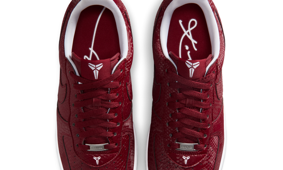 Overkicks - Nike Air Force 1 Low Kobe Bryant Forever Lower Merion Away (IB0018-600) - vista superior