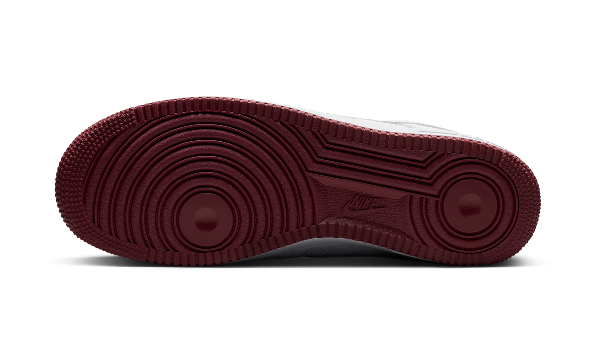 Overkicks - Nike Air Force 1 Low Kobe Bryant Forever Lower Merion Home (IB0018-101) - par completo