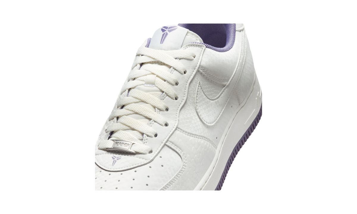 Overkicks - Nike Air Force 1 Low Kobe Bryant Forever Summit White Daybreak (IB0018-102) - detalle lateral interior