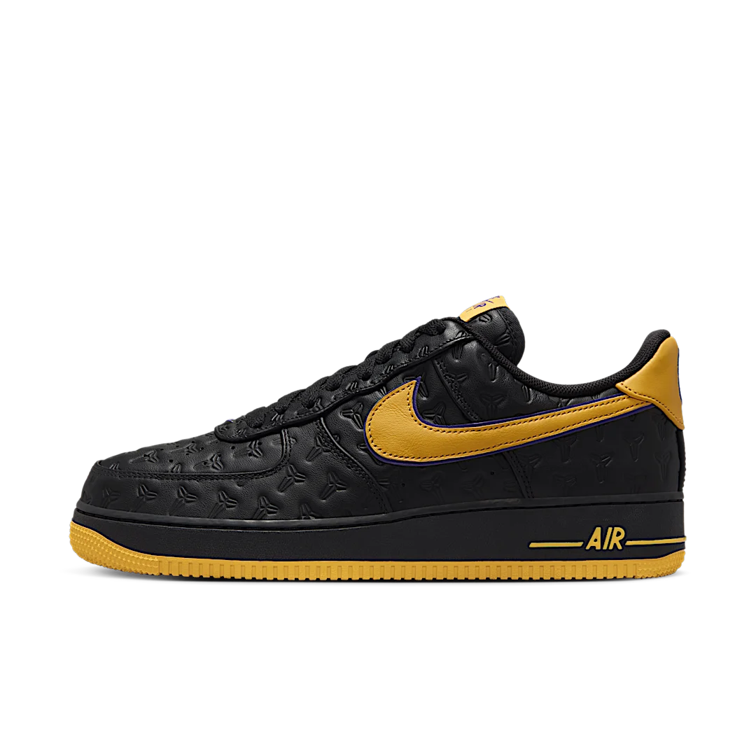 Overkicks - Nike Air Force 1 Low Kobe Bryant Lakers Away (Numbered Edition of 8000) (HV5122-001) - vista lateral