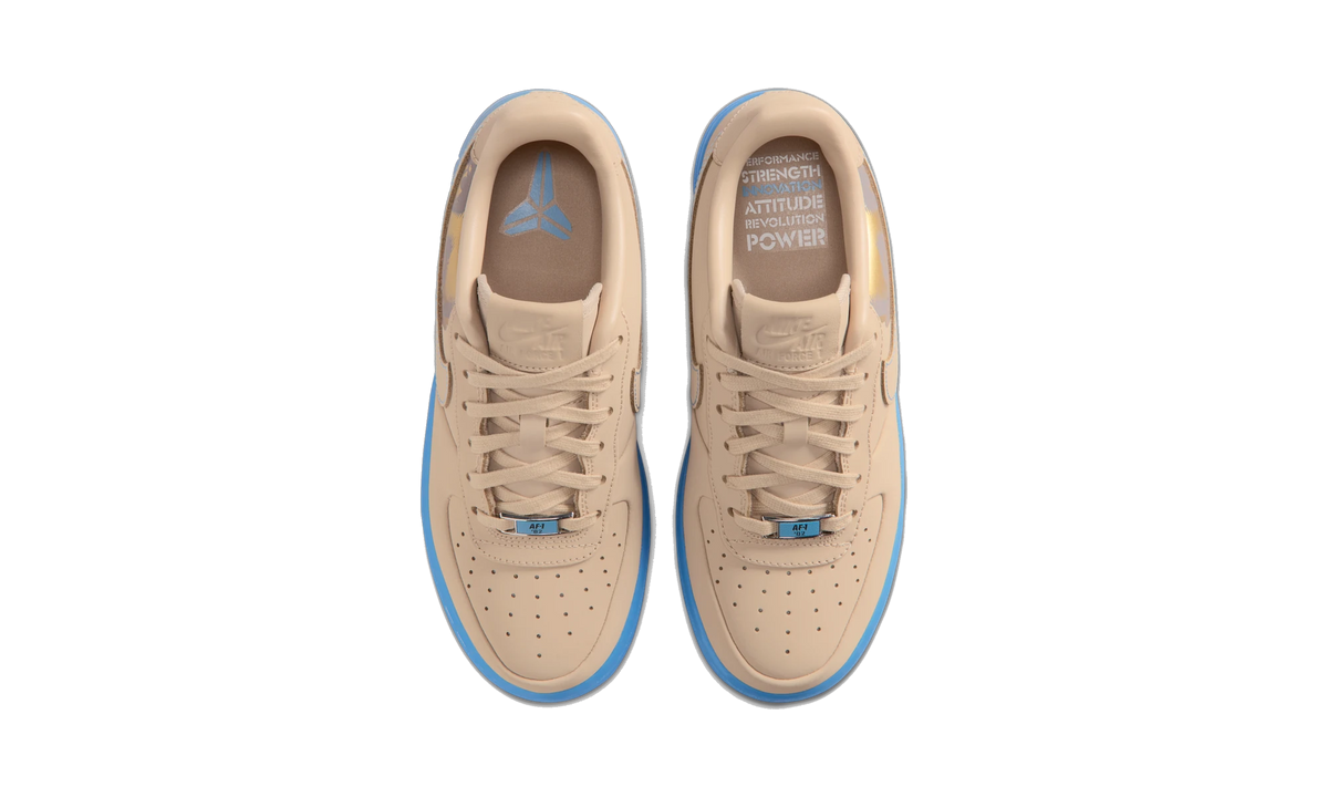 Overkicks - Nike Air Force 1 Low Kobe Bryant Linen (IQ4936-200) - vista superior