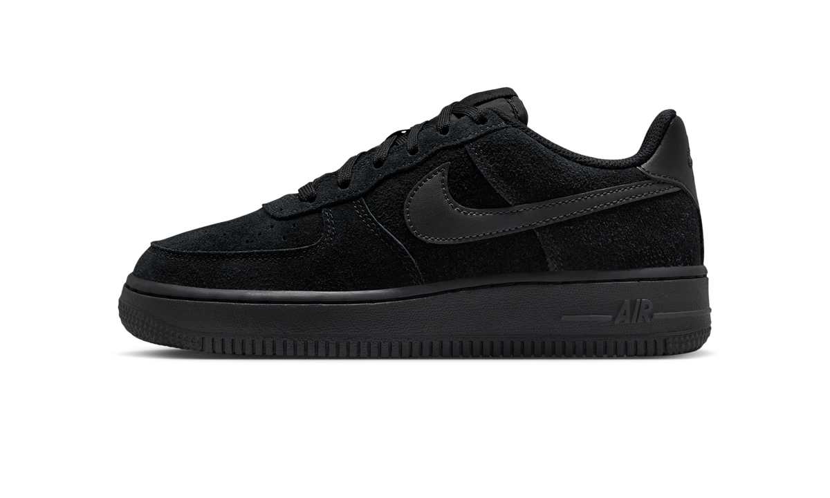 Overkicks - Nike Air Force 1 Low LV8 3 Black (GS) (BQ5485-004) - vista lateral