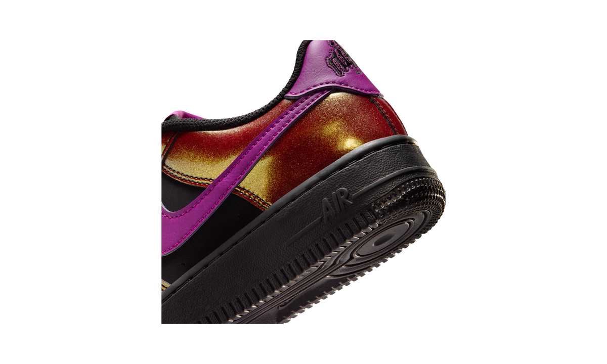 Overkicks - Nike Air Force 1 Low LV8 Glam Rock Black Bold Berry (IQ2736-001) - detalle