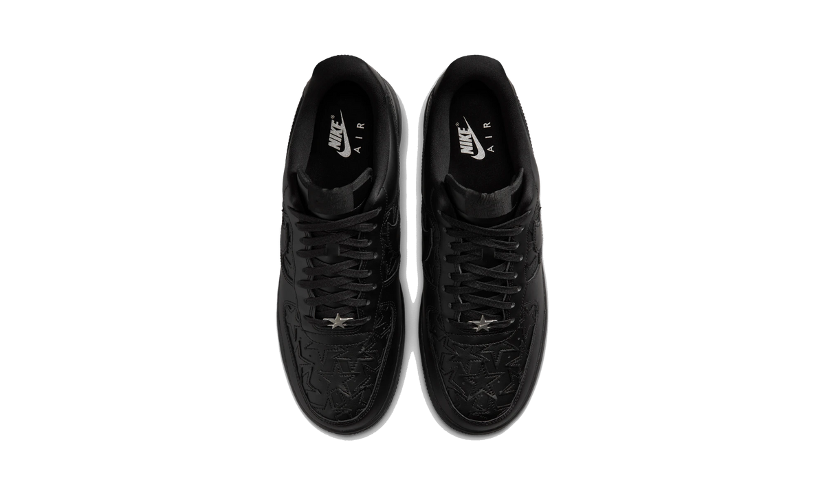 Overkicks - Nike Air Force 1 Low LV8 Triple Black Stars (IM5750-001) - vista superior