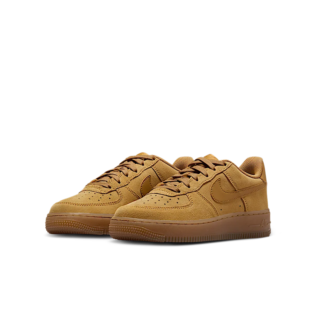 Overkicks - Nike Air Force 1 Low LV8 Wheat Gum Light Brown (GS) (HQ7476-700) - imagen 2