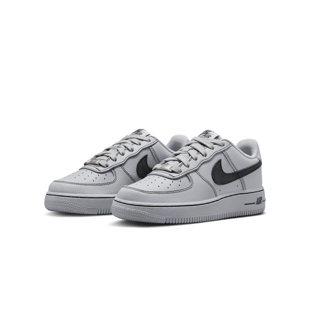 Overkicks - Nike Air Force 1 Low LV8 Wolf Grey Black (GS) (HV4762-002) - imagen 2