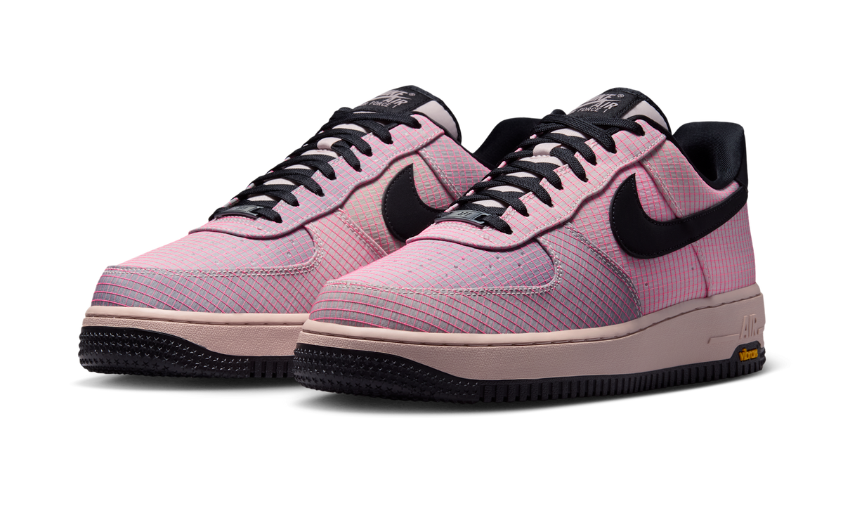 Overkicks - Nike Air Force 1 Low LX Vibram Silt Red Black (IH1943-600) - vista trasera