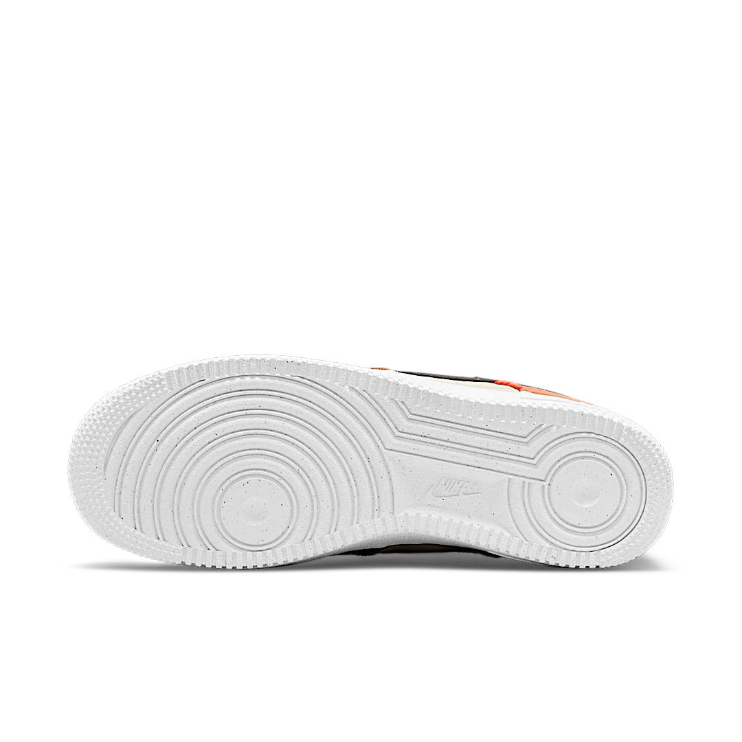 Overkicks - Nike Air Force 1 Low LXX Toasty (DH0775-200) - detalle suela