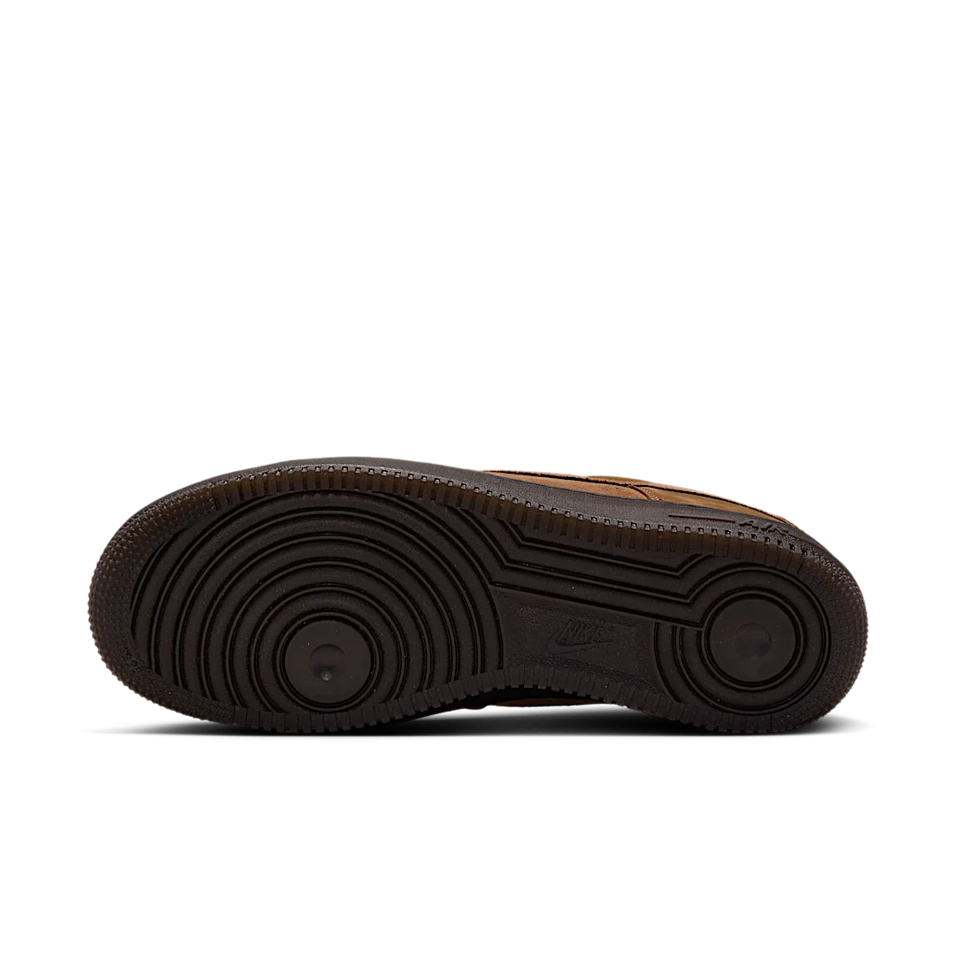 Overkicks - Nike Air Force 1 Low Light British Tan (IB4617-222) - detalle suela