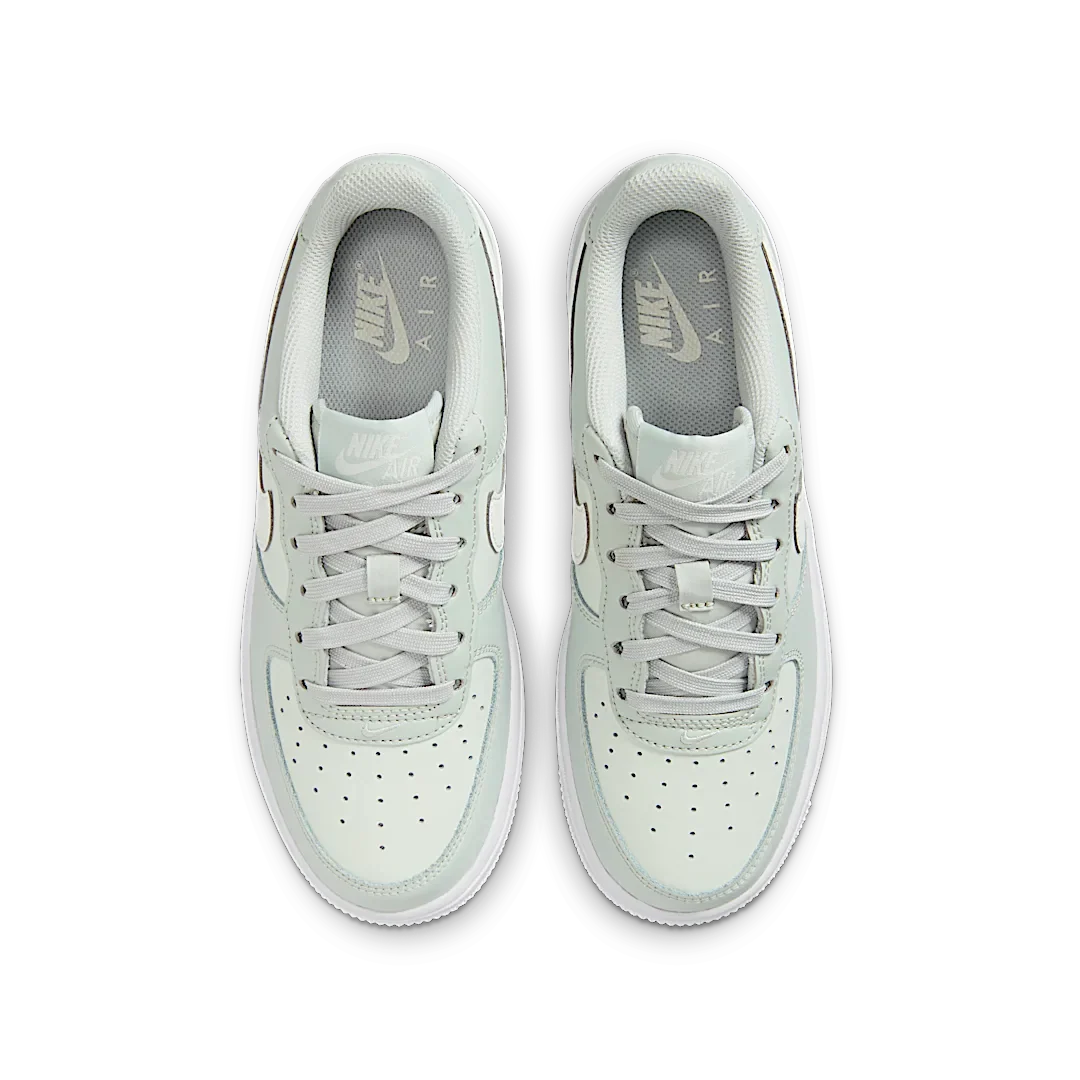 Overkicks - Nike Air Force 1 Low Light Silver Spruce Aura White Sail (GS) (FV5948-007) - imagen 3