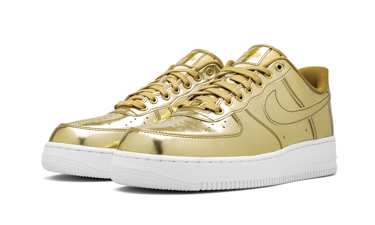 Overkicks - Nike Air Force 1 Low Metallic Gold (CQ6566-700) - vista trasera