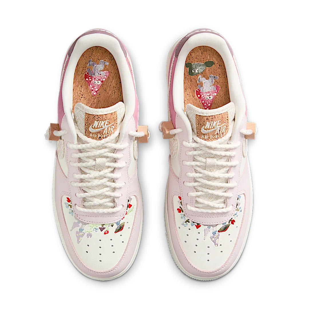Overkicks - Nike Air Force 1 Low Mushroom (IB8874-111) - par completo