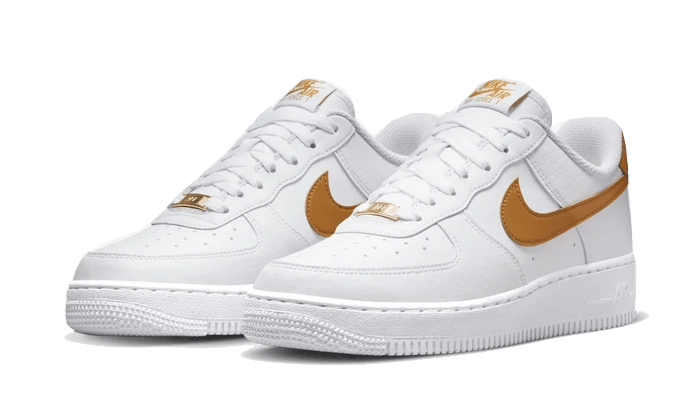 Overkicks - Nike Air Force 1 Low Next Nature White Gold (DN1430-104) - vista trasera