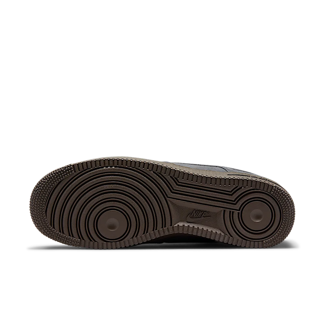 Overkicks - Nike Air Force 1 Low Off Noir Dark Chocolate (DO6730-001) - detalle suela