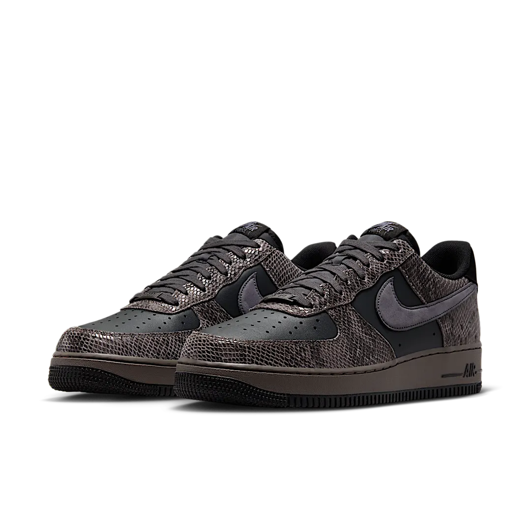 Overkicks - Nike Air Force 1 Low Off Noir Snakeskin (HF2898-001) - vista trasera