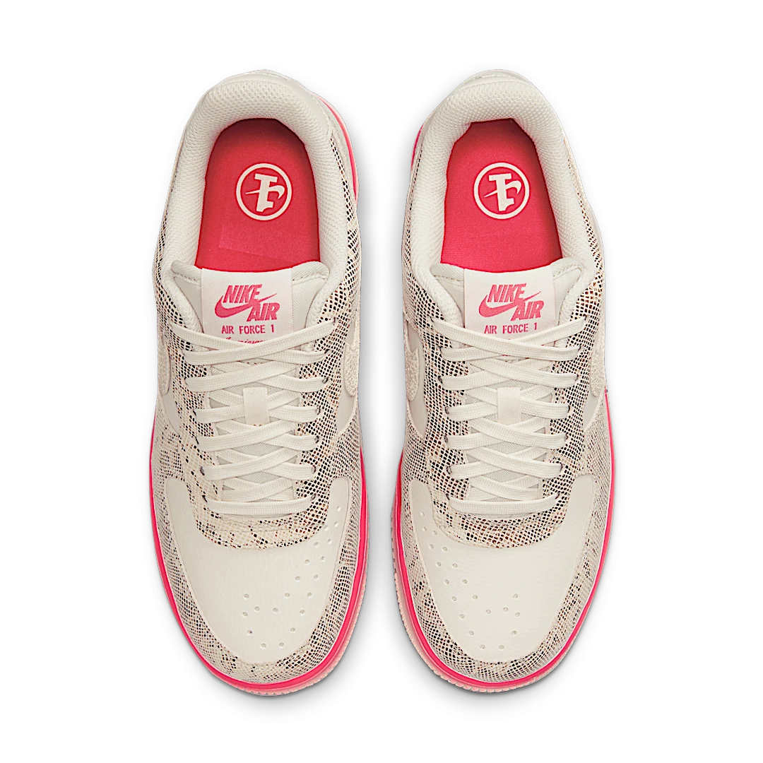 Overkicks - Nike Air Force 1 Low Our Force 1 Snakeskin (DV1031-030) - par completo