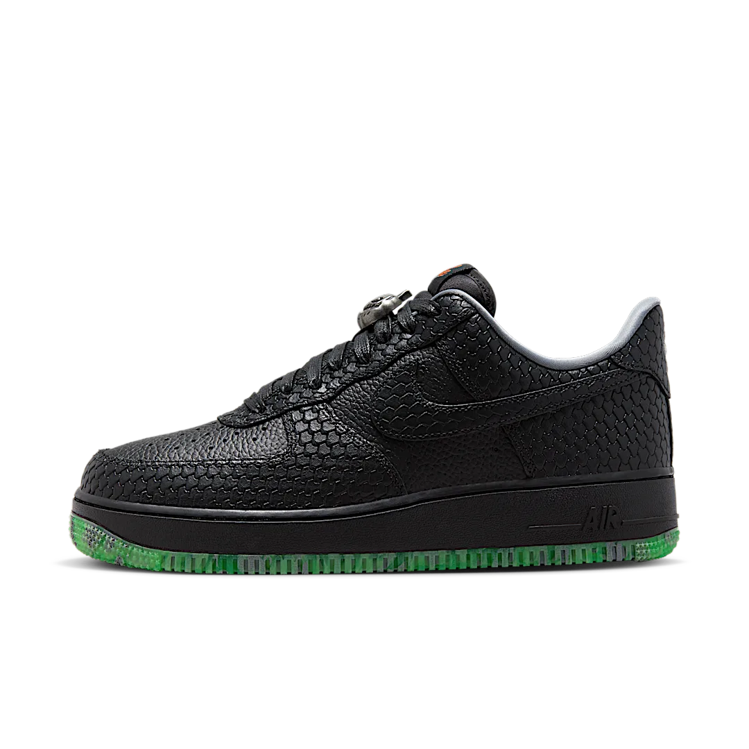 Overkicks - Nike Air Force 1 Low PRM Halloween (2023) (FQ8822-084) - vista lateral