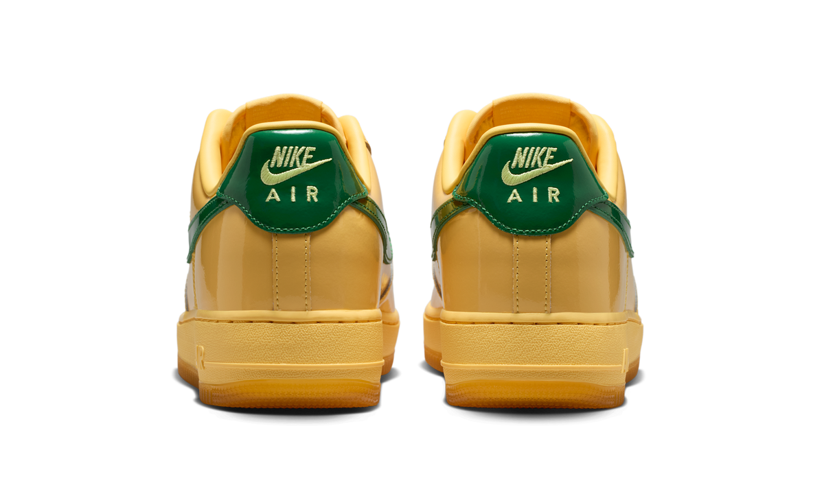 Overkicks - Nike Air Force 1 Low Patent Leather Topaz Gold Pine Green (IO4489-700) - detalle talón
