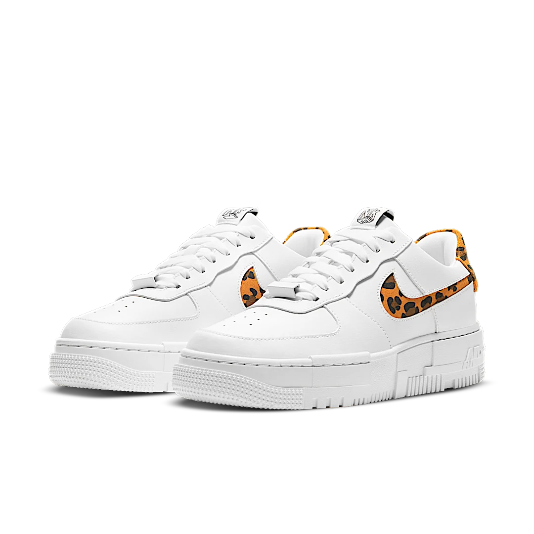 Overkicks - Nike Air Force 1 Low Pixel SE White Leopard (CV8481-100) - vista trasera