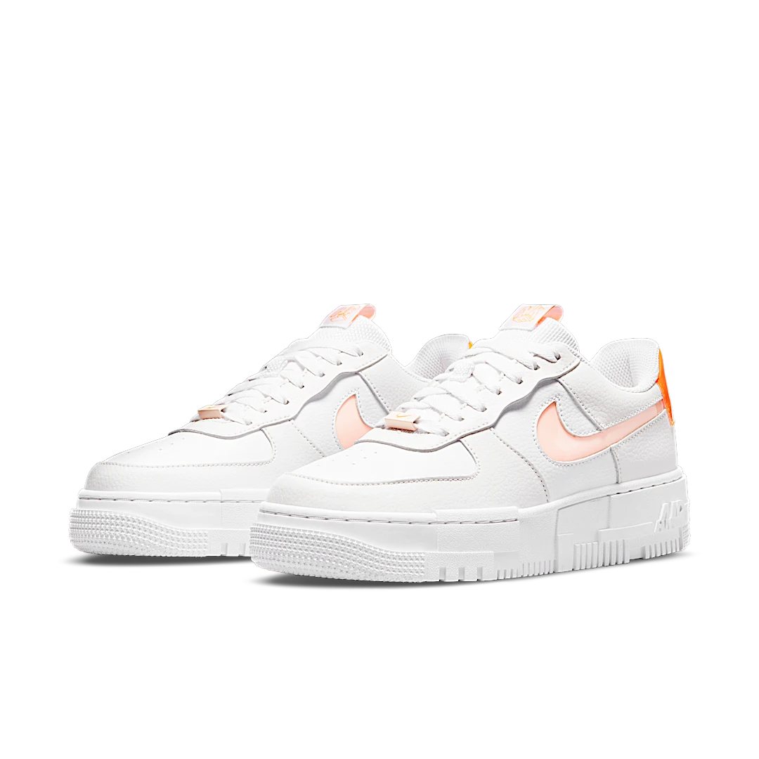 Overkicks - Nike Air Force 1 Low Pixel White Crimson Tint (DM3036-100) - vista trasera