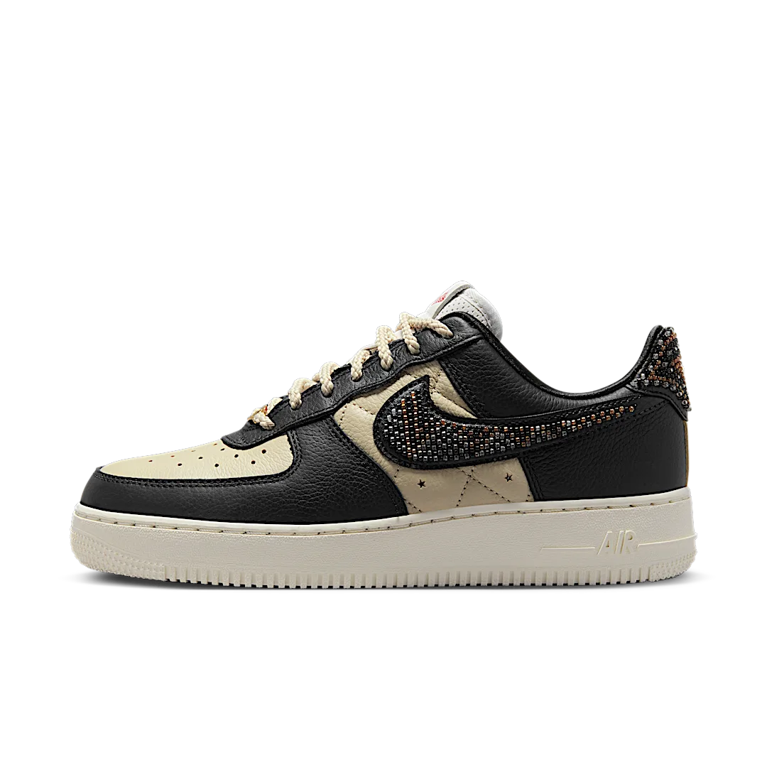 Overkicks - Nike Air Force 1 Low Premium Goods The Sophia (DV2957-001) - vista lateral
