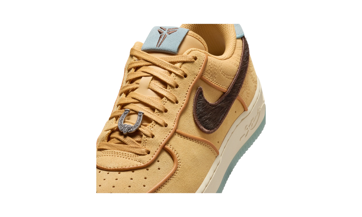 Overkicks - Nike Air Force 1 Low Protro Kobe Bryant Siempre Hermanos (IM0582-700) - detalle lateral interior