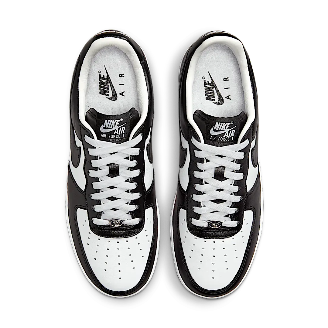 Overkicks - Nike Air Force 1 Low QS Terror Squad Blackout (FJ5756-100) - par completo