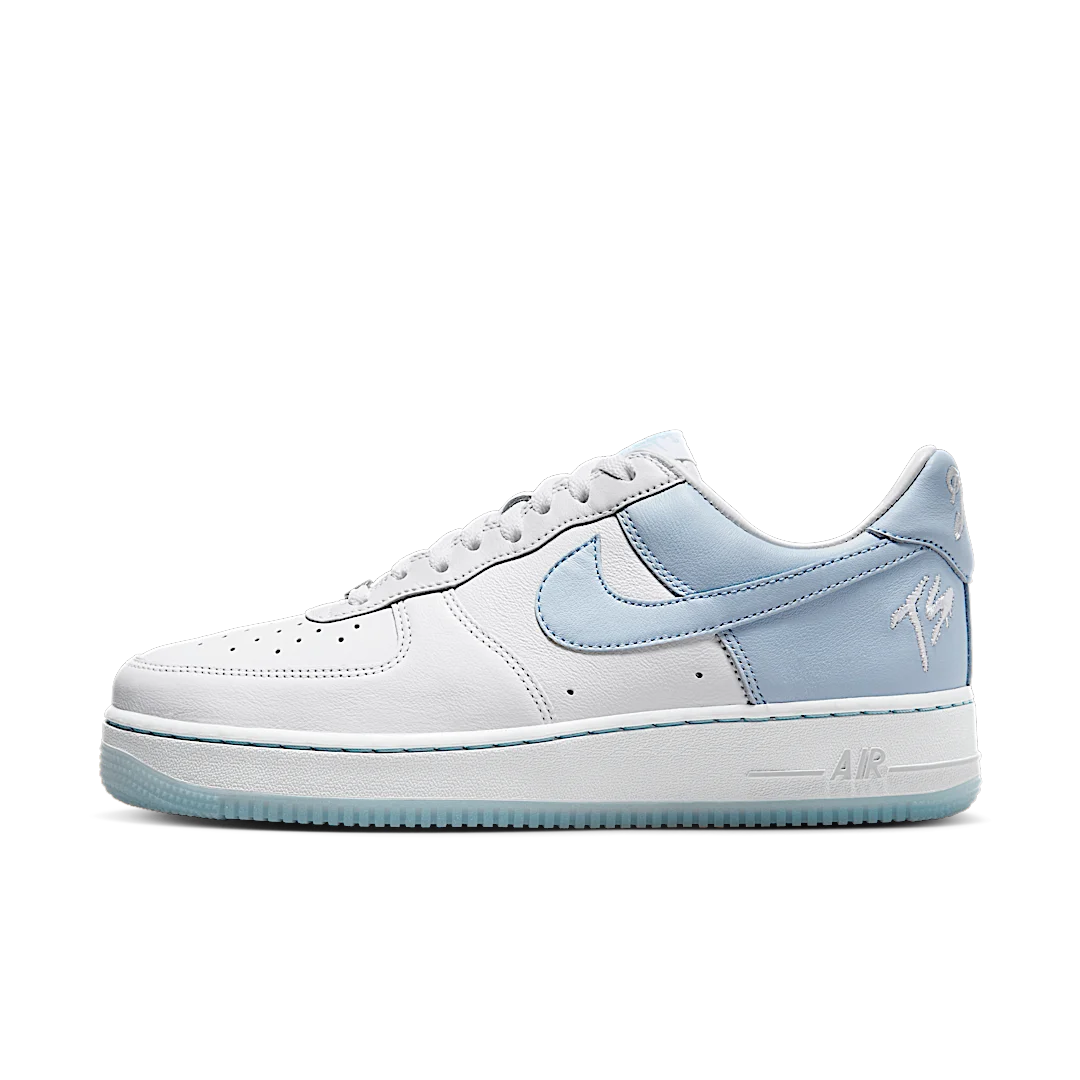 Overkicks - Nike Air Force 1 Low QS Terror Squad Loyalty (FJ5755-100) - vista lateral