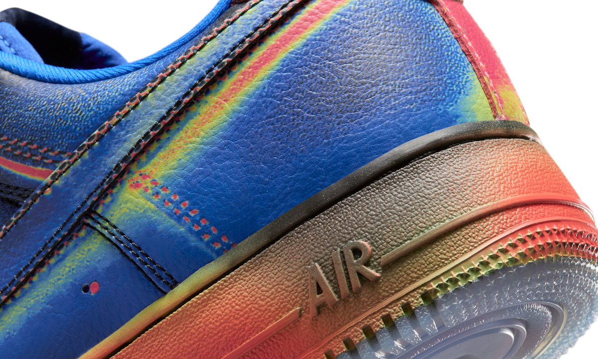Overkicks - Nike Air Force 1 Low Retro Heat Map Black Racer Blue (IB6834-001) - detalle