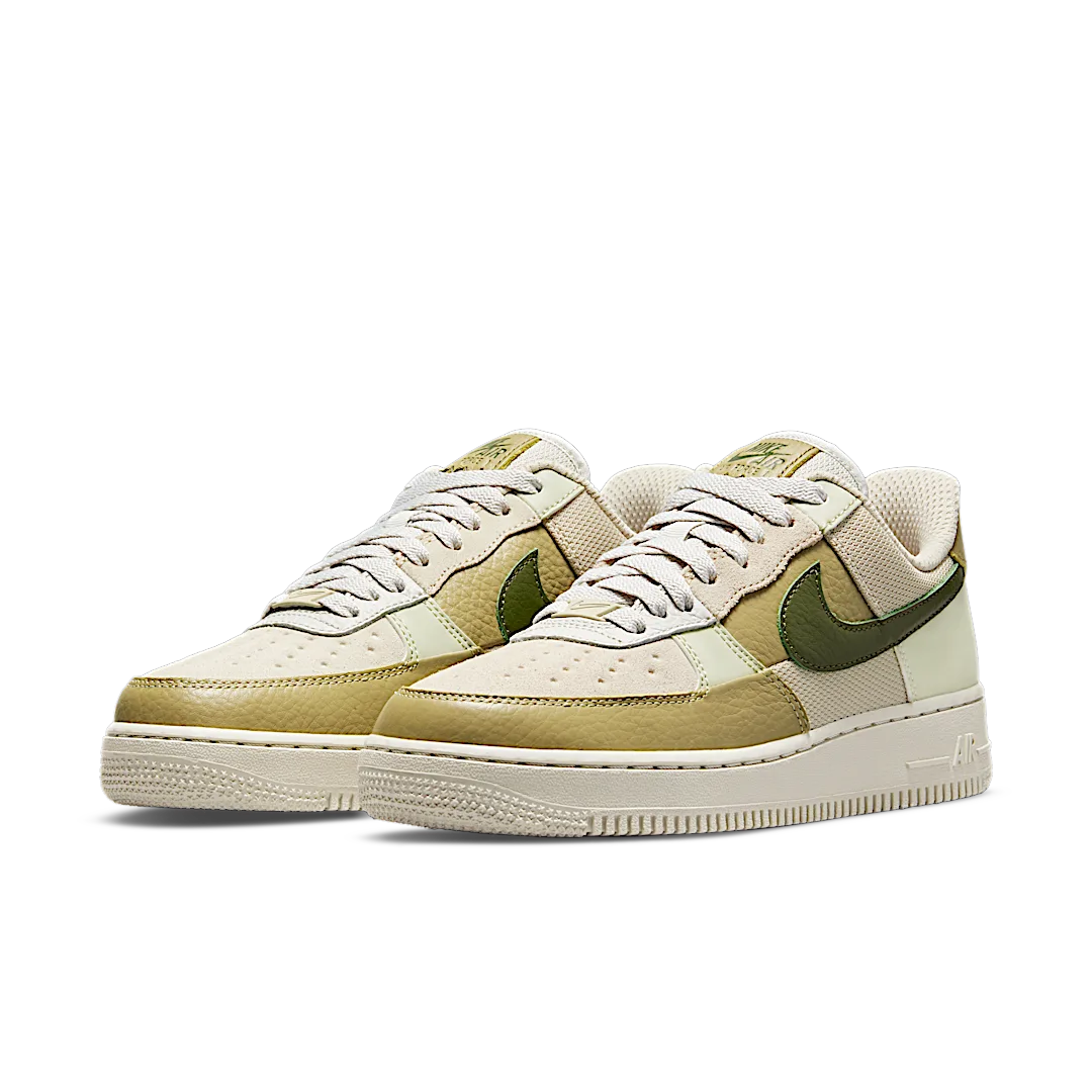 Overkicks - Nike Air Force 1 Low Rough Green (DO6717-001) - vista trasera