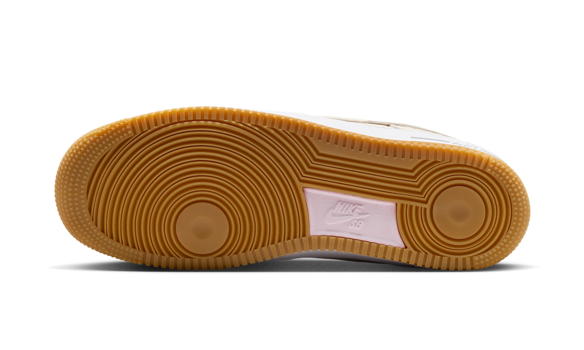 Overkicks - Nike Air Force 1 Low SB Light Orewood Brown Pink (HM8517-100) - par completo