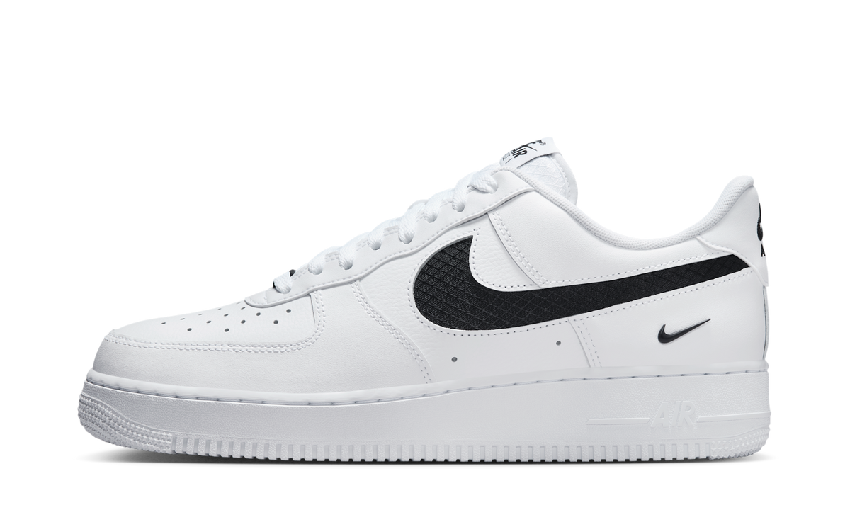 Overkicks - Nike Air Force 1 Low SE Nylon Swoosh White Black (IH4452-100) - vista lateral
