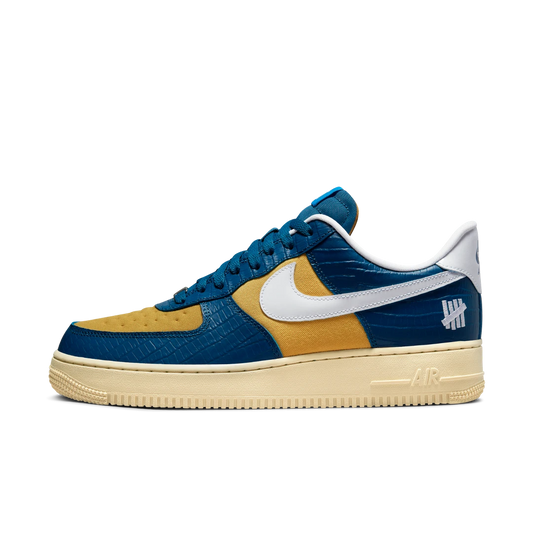 Overkicks - Nike Air Force 1 Low SP Undefeated 5 On It Blue Yellow Croc (DM8462-400) - vista lateral