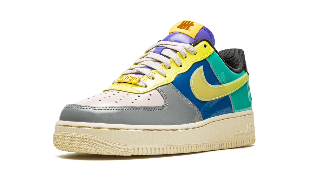 Overkicks - Nike Air Force 1 Low SP Undefeated Multi-Patent Community (DV5255-001) - detalle suela