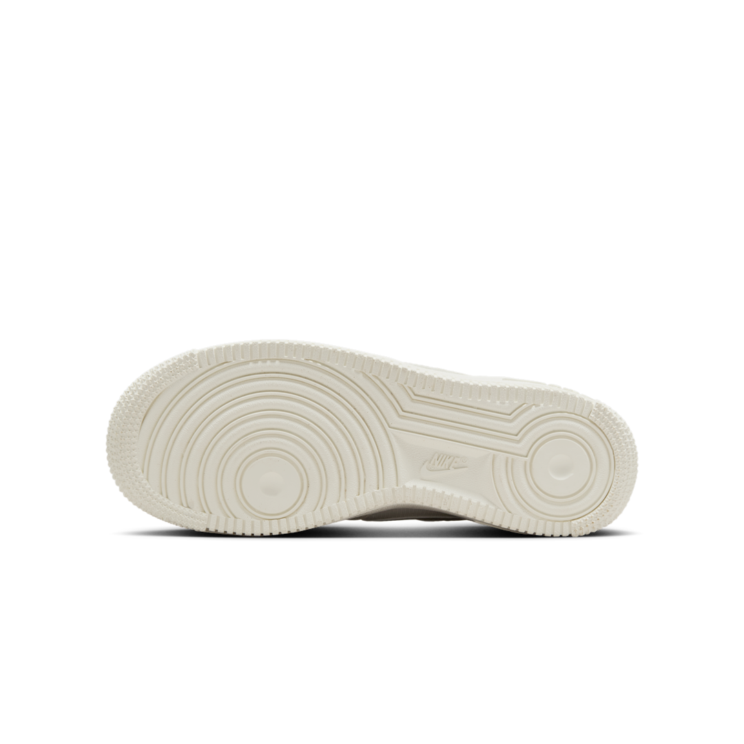 Overkicks - Nike Air Force 1 Low Sail Light Bone (GS) (IB7688-100) - imagen 4