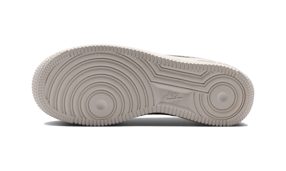 Overkicks - Nike Air Force 1 Low Sail Light Orewood Brown (GS) (IR0270-101) - imagen 3