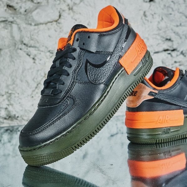 Overkicks - Nike Air Force 1 Low Shadow Black Hyper Crimson Cargo Khaki (CQ3317-001) - detalle suela