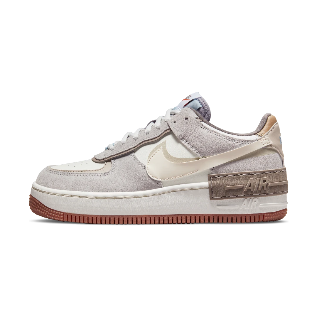 Overkicks - Nike Air Force 1 Low Shadow Sail Pale Ivory (DO7449-111) - vista lateral