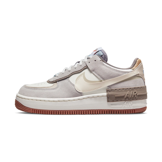 Overkicks - Nike Air Force 1 Low Shadow Sail Pale Ivory (DO7449-111) - vista lateral