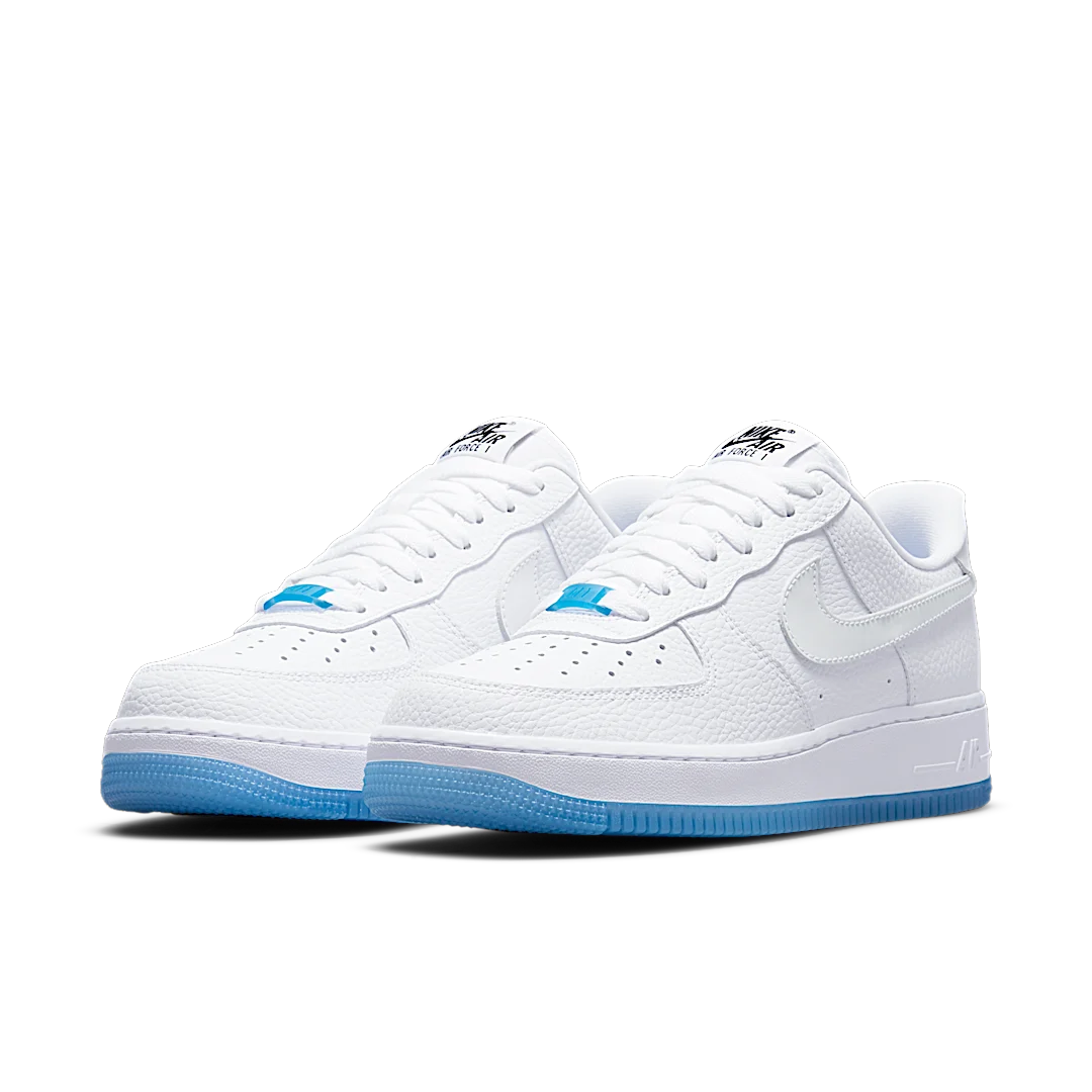Overkicks - Nike Air Force 1 Low UV Reactive Swoosh (DA8301-101) - vista trasera