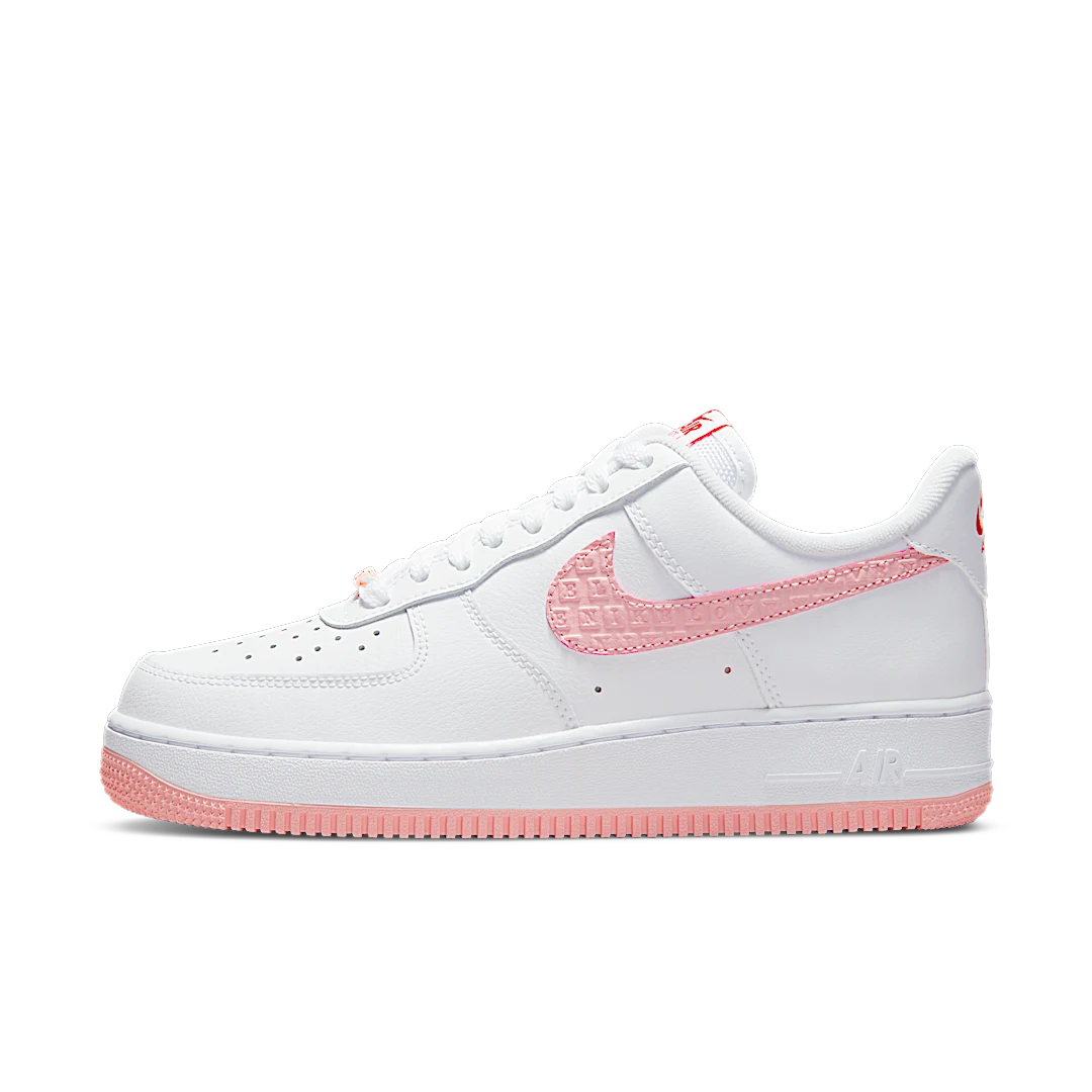 Overkicks - Nike Air Force 1 Low VD Valentines Day (2022) (DQ9320-100) - vista lateral