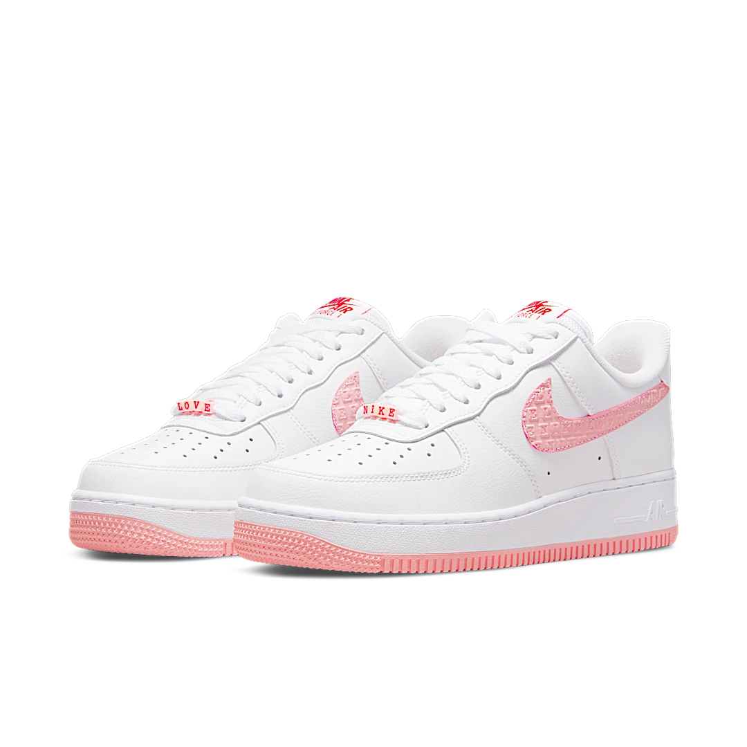 Overkicks - Nike Air Force 1 Low VD Valentines Day (2022) (DQ9320-100) - vista trasera