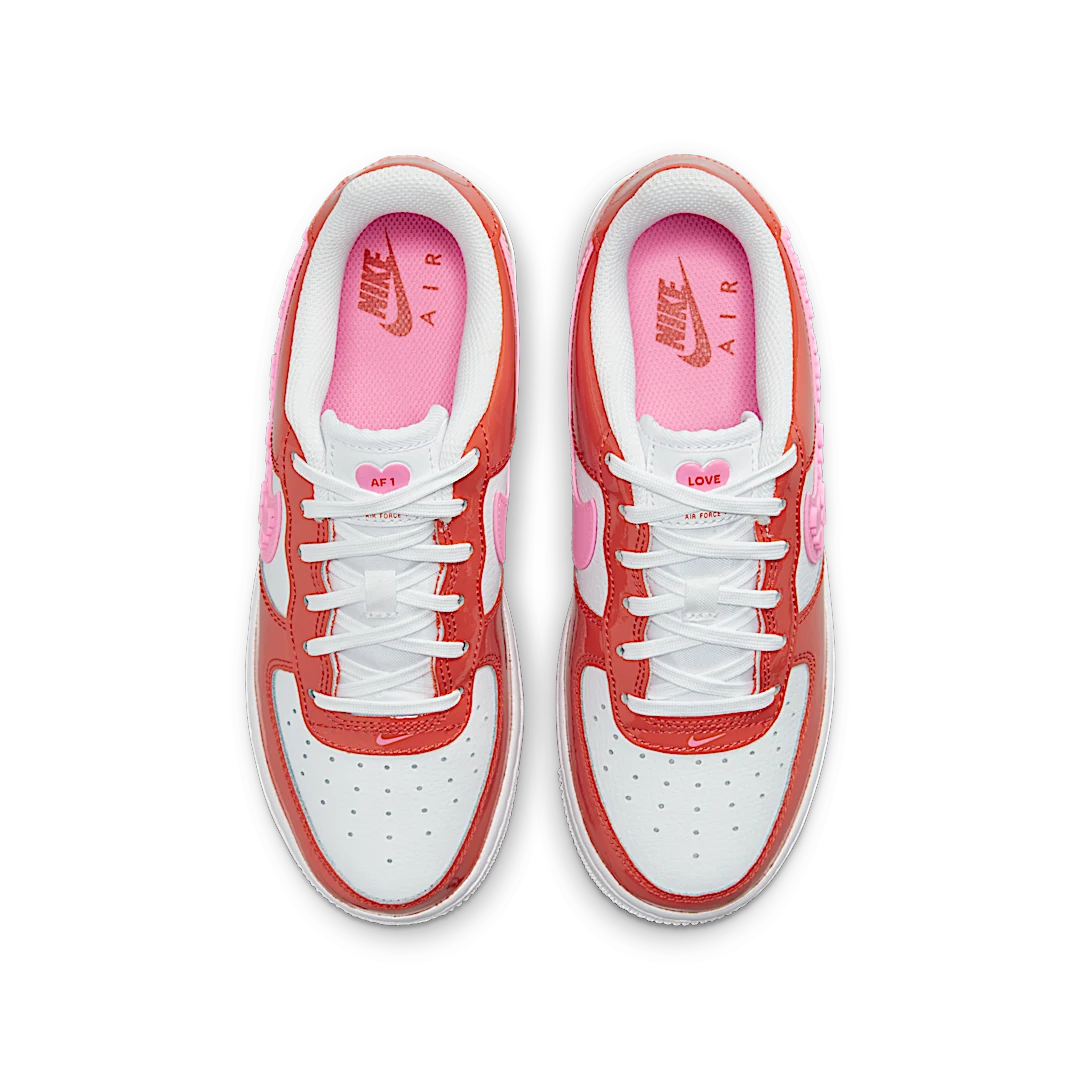 Overkicks - Nike Air Force 1 Low Valentines Day (2023) (FD1031-600) - par completo