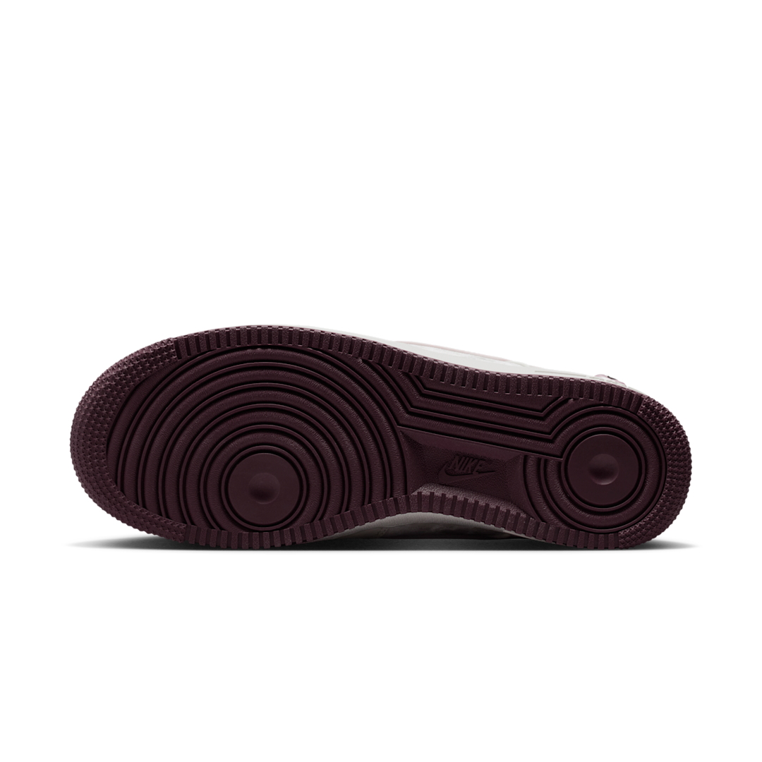Overkicks - Nike Air Force 1 Low Valentines Day (2026) (IQ4937-161) - detalle suela