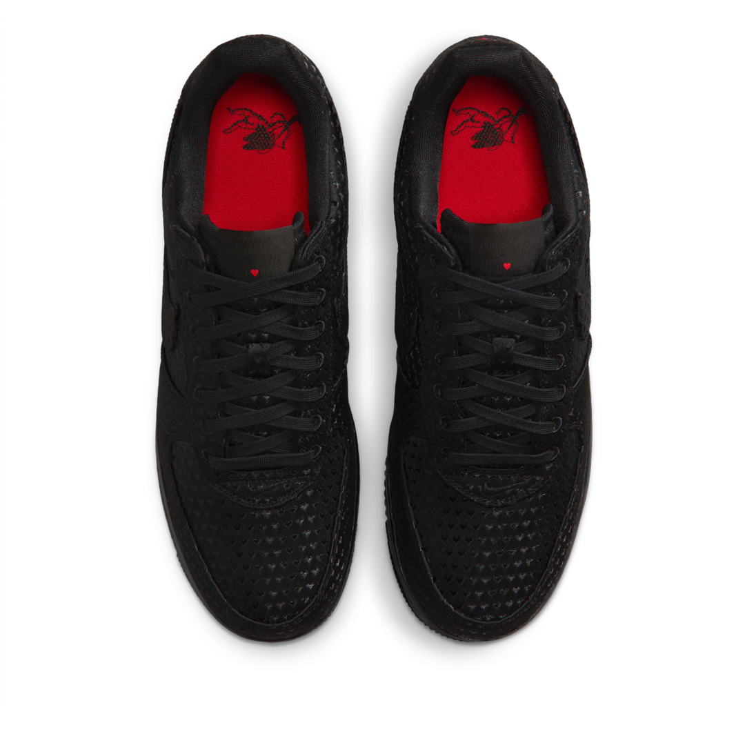 Overkicks - Nike Air Force 1 Low Valentines Day Black (2026) (IB6836-001) - par completo